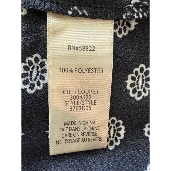 NEW MAX STUDIO Black White Floral Elastic Waist Pull On Shorts Size L - Picture 5 of 5